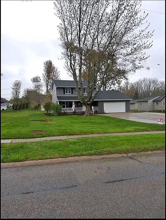 1512 Clinton Ave photo 1