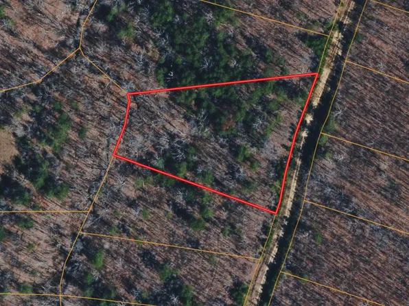 2 Timber View Rd, Pikeville, TN 37367
