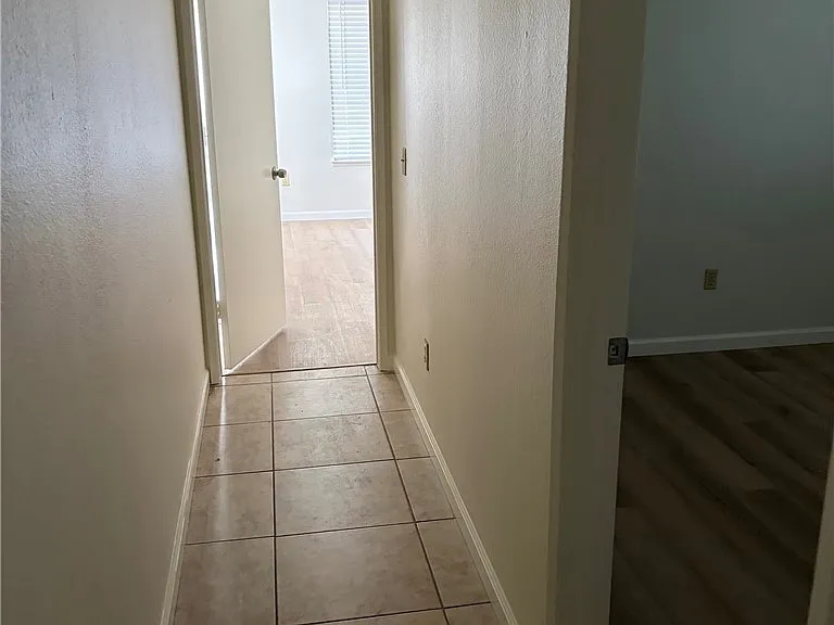2727 Tropicana Dr #2727 — Photo 2