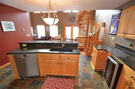 Open concept / spiral stairs