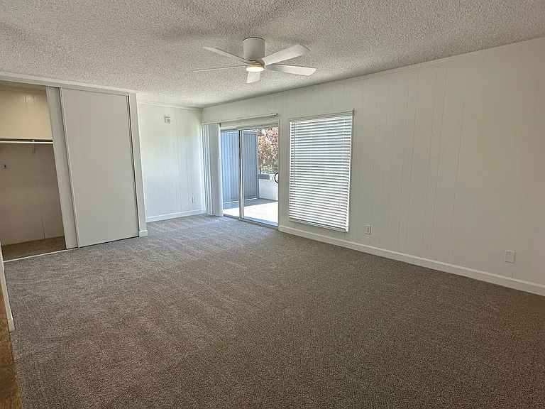 4221 4th Ave — Photo 27