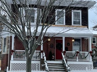 494 Broadway #1/2, Newport, RI 02840