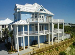 102 Arthur Dr, Emerald Isle, NC 28594