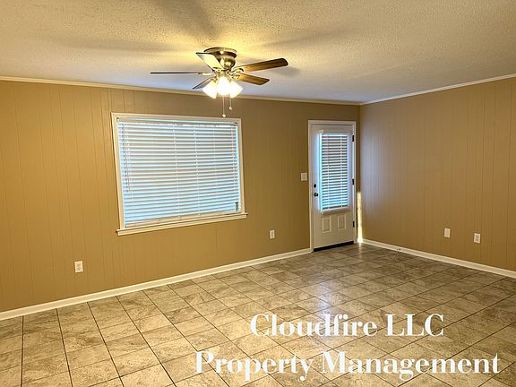 2nd image of 211 James Cir #213