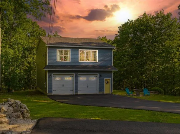 127 N Raymond Road, Gray, ME 04039