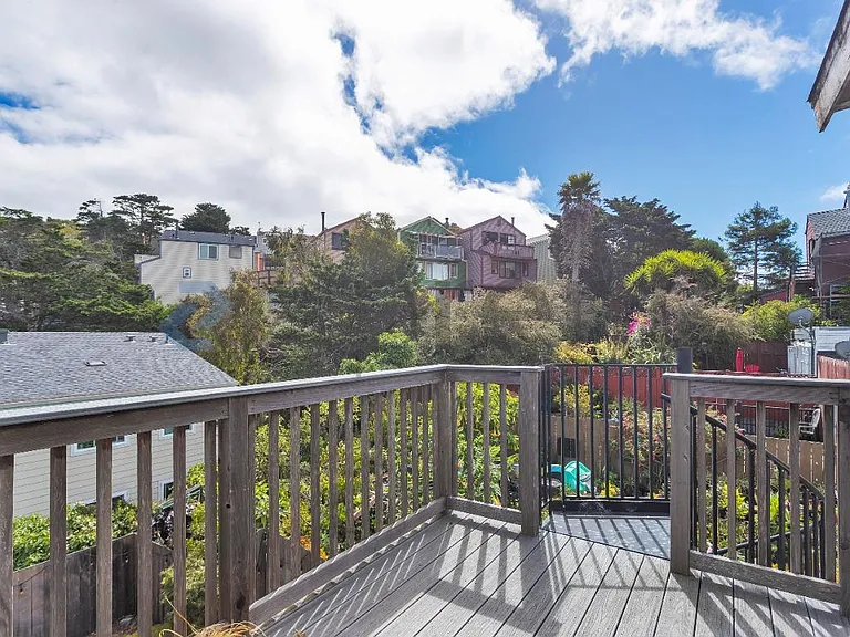 1444 Newcomb Ave — Photo 40