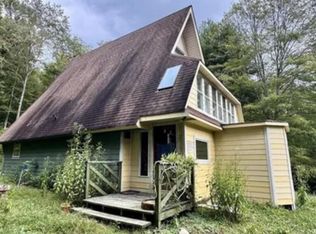 1269 Conifer Ln, Marion, VA 24354