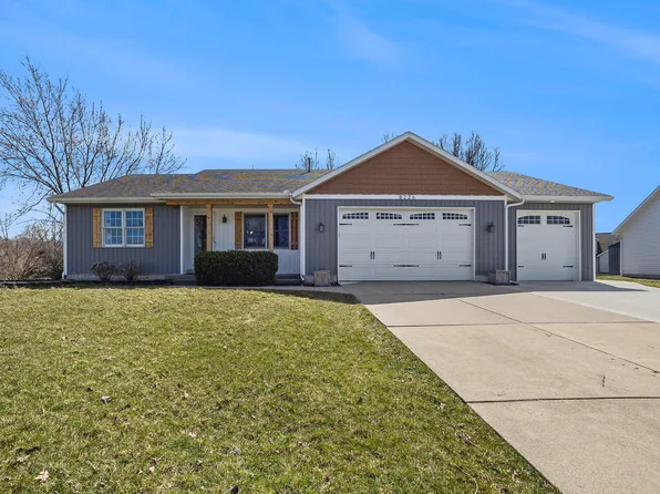 8226 S Maple Ct, Zeeland, MI 49464