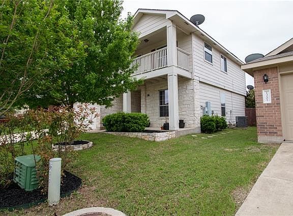 3rd image of 13105 Noche Clara Dr