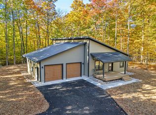 2418 Hawks Eye Dr, Bellaire, MI 49615