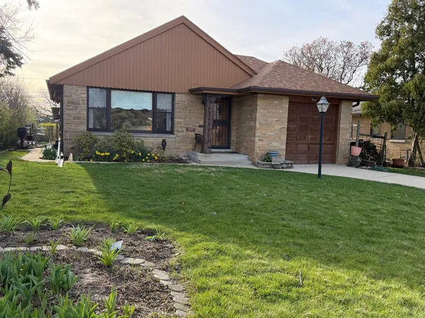 7050 N Keating Ave, Lincolnwood, IL 60712