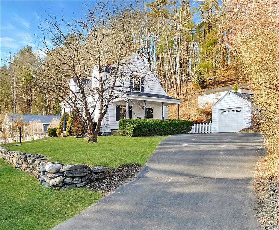 68 Main St, Sparrow Bush, NY 12780 Zillow