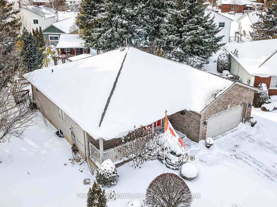 1st image of 7 Schneider Dr SE