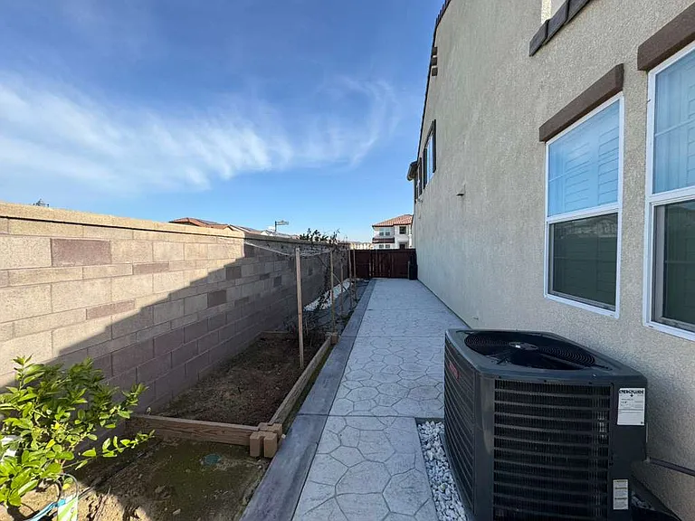 15937 Mavericks Ln — Photo 26