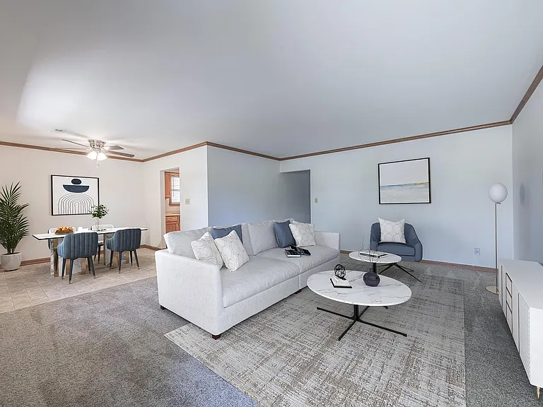 1411 Clover St — Photo 9