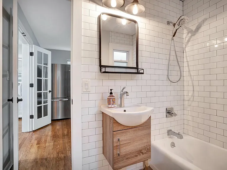 352 Durie Ave — Photo 14