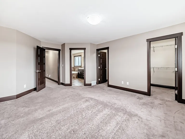 3015 Winspear Cmn SW — Photo 29