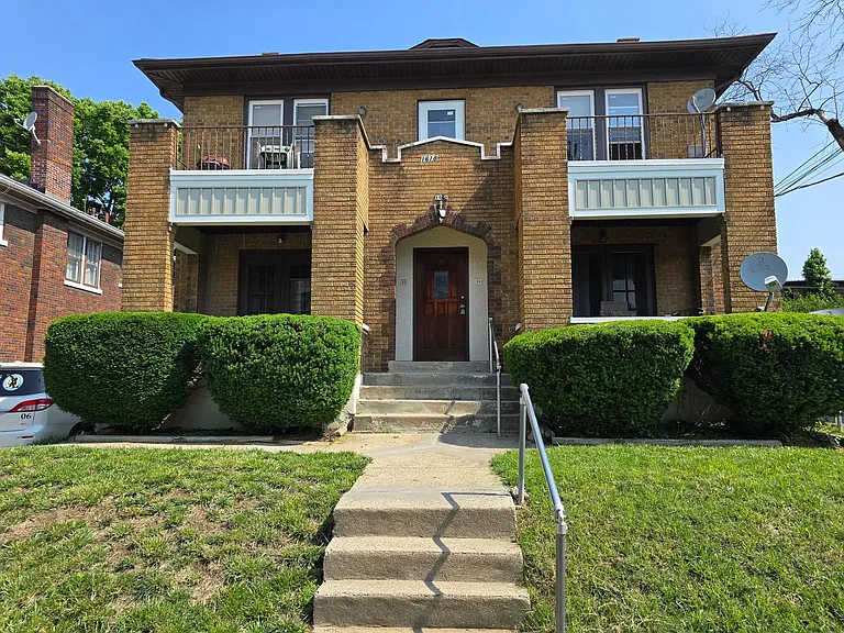 1618 Joseph St. — Photo 2