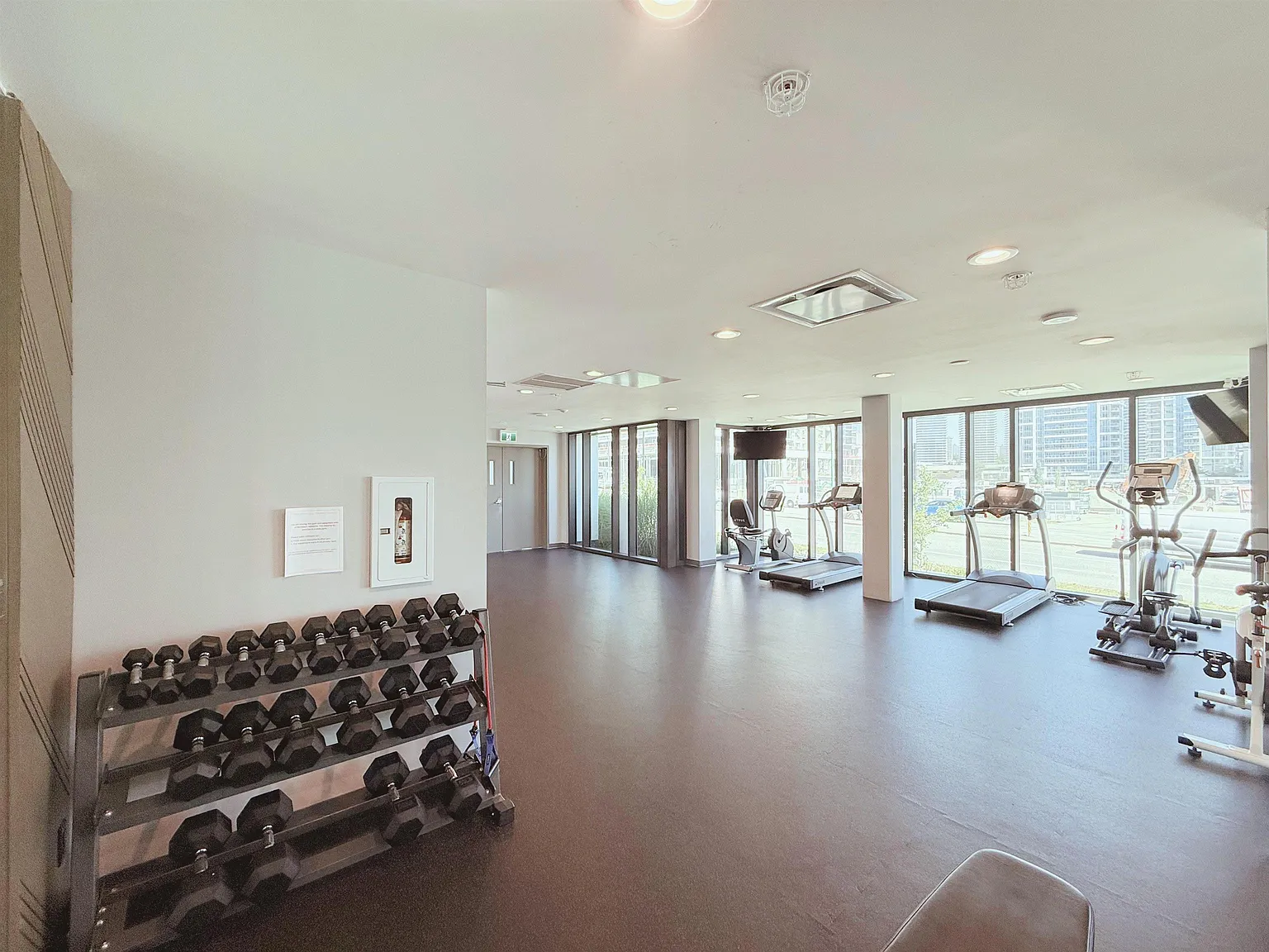 1 bed, 475 sqft, $2,300 — Photo 4