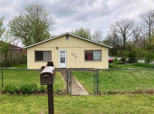 1024 N C St, Rogers, AR 72756