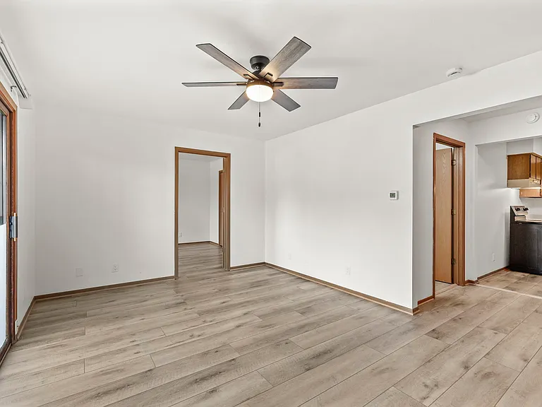618 Mary Ln #2 — Photo 11