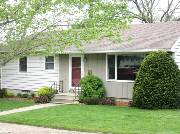 536 S 6th St, Forest City, IA 50436