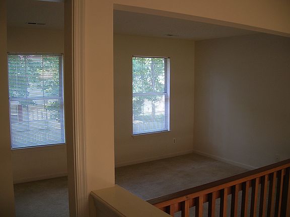 4th image of 114 Camille Ct