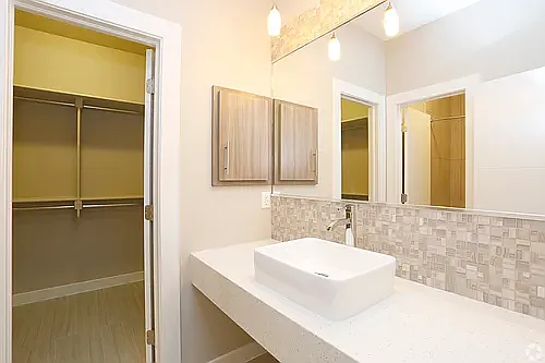 Moderno Village Apartments and Town Homes — Photo 110