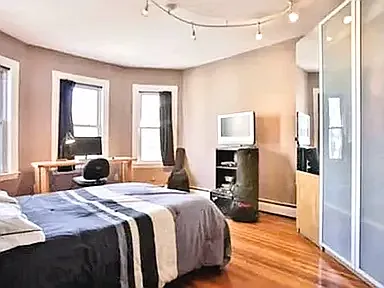 46 Middle St #3 — Photo 5