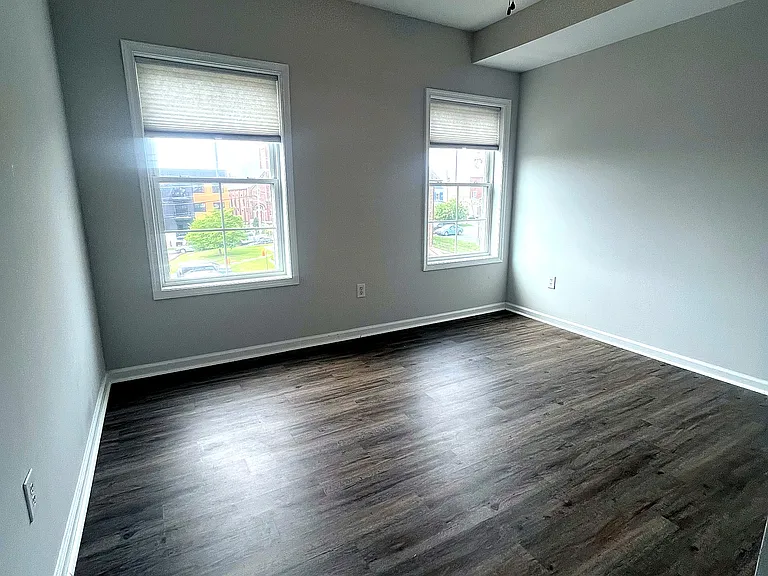135 Prospect St — Photo 10