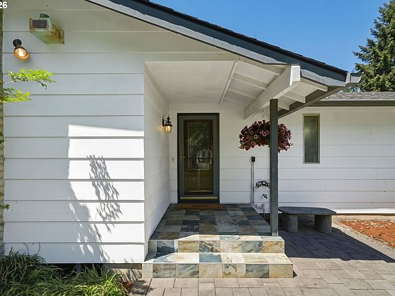 3rd image of 25421 SE Sunshine Valley Rd