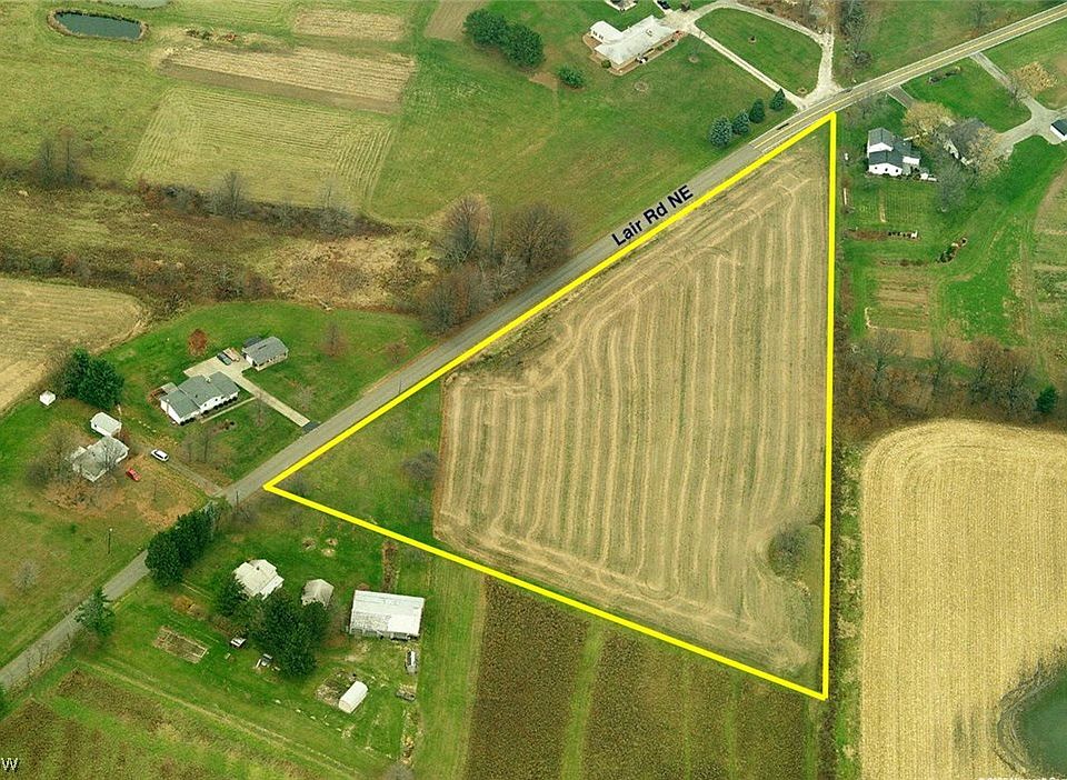 2nd image of Lair Rd NE