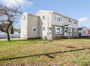 151 Pine St, Nashua, NH 03060