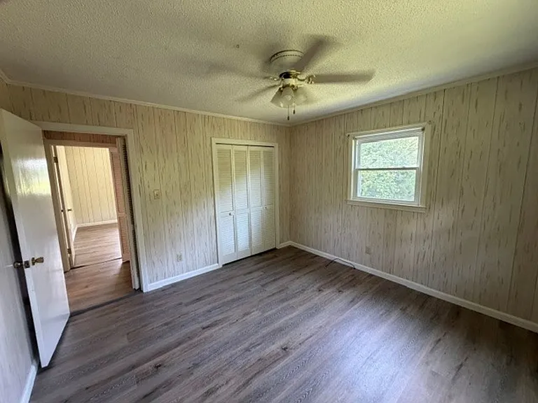 3399 State Highway 16 S — Photo 16