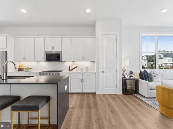 5967 Josiah Henson Pkwy, North Bethesda, MD 20852
