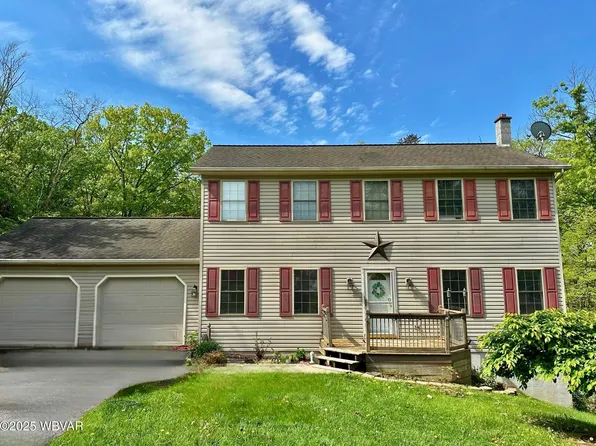 4 Grimm Cir, Lock Haven, PA 17745