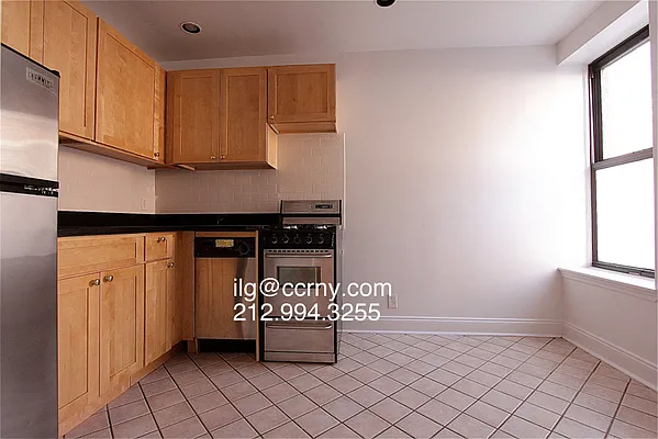 Rented by City Connections Realty | media 8
