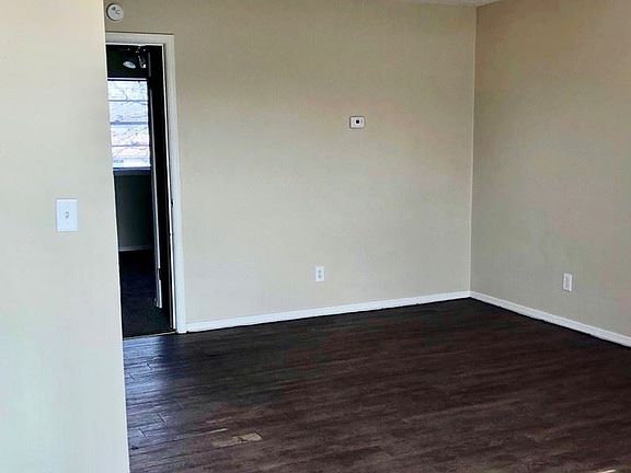 3rd image of 2404 N Reeves Ave #6993936