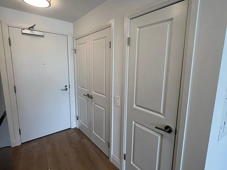 1333 Weber St E #501 — Photo 25