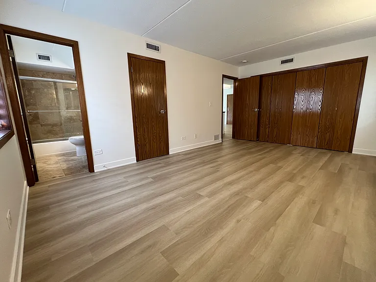 2416 W Foster Ave #1N — Photo 15