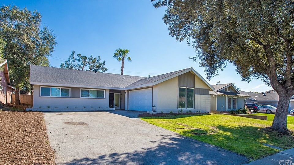 1st image of 2158 Stratford Way