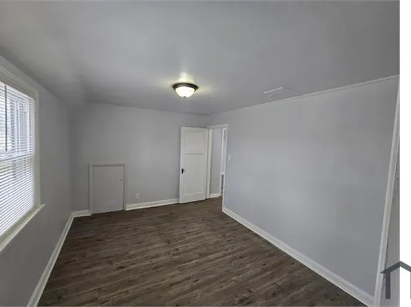 3897 N Dr William Finlayson St, Milwaukee, WI 53212