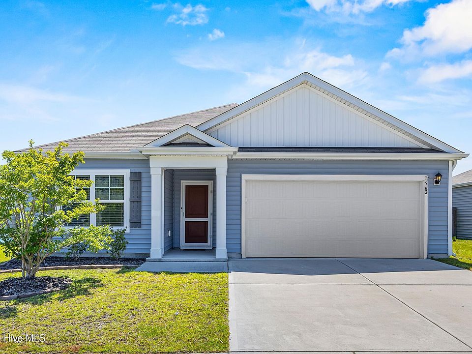 1st image of 562 Draymore Drive NE
