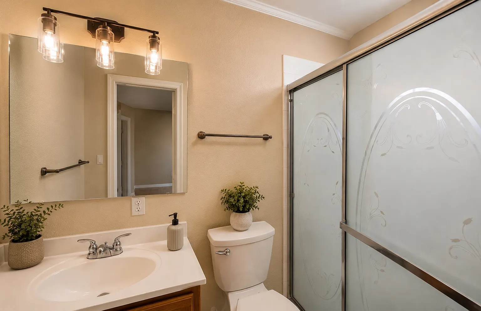 3 bed, 1269 sqft, $2,800 — Photo 4