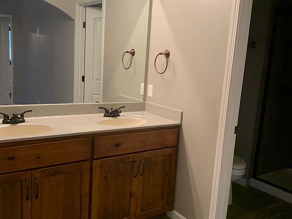 4th image of 2107 Redhawk Ln