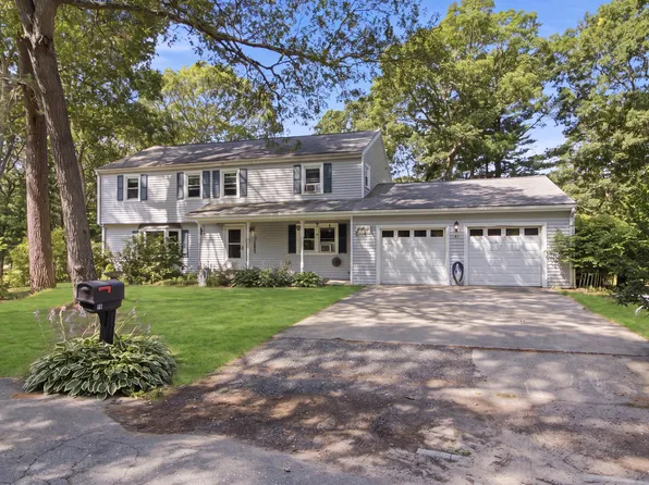 10 Roberta Drive, Onset, MA 02558