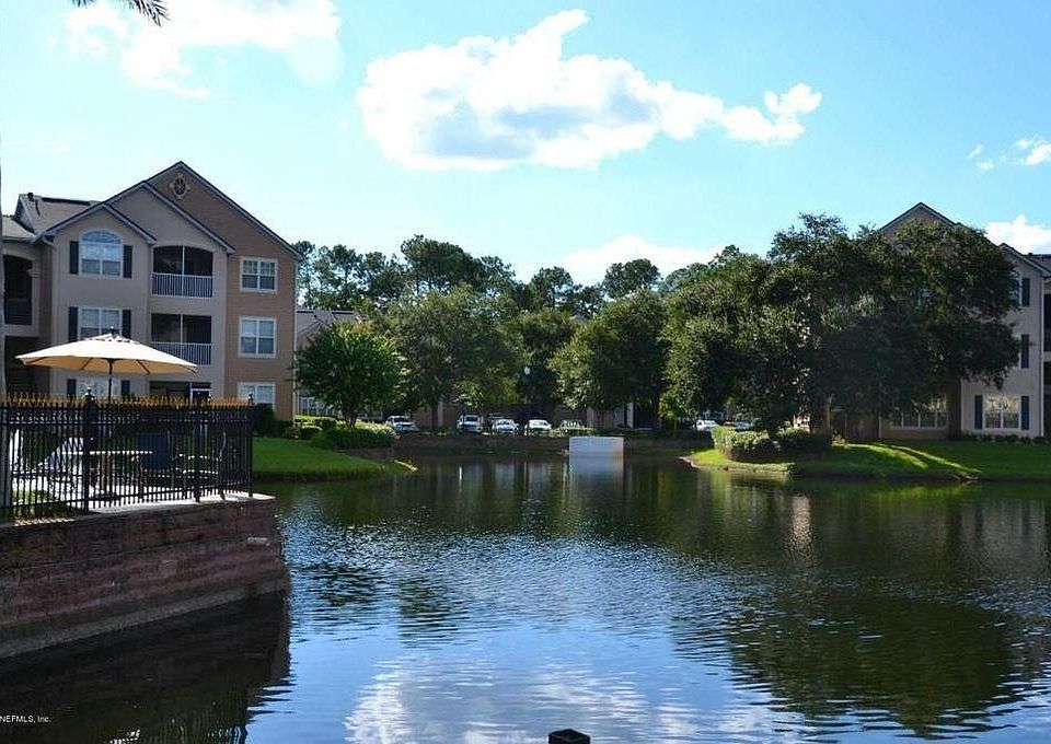 1st image of 13810 Sutton Park Dr N APT 1234