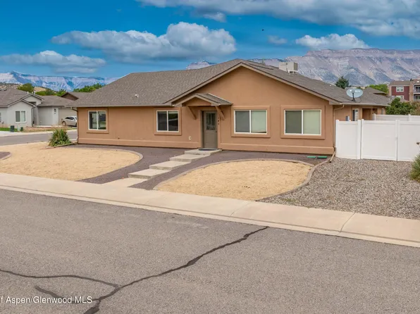 140 Anvil Ln, Parachute, CO 81635