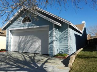 37632 13th St E, Palmdale, CA 93550