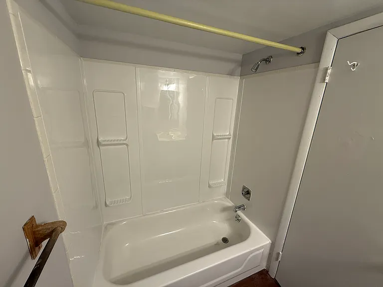 802 Putnam Blvd — Photo 11